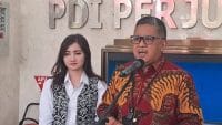 PDIP Ganjar Blusukan Rakyat Berbondong bondong, Prabowo Tak Ada yang Datang