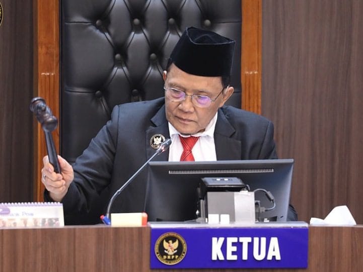 Terbukti Melanggar Kode Etik, Ummi Wahyuni Dicopot Dari Ketua KPU Jawa Barat