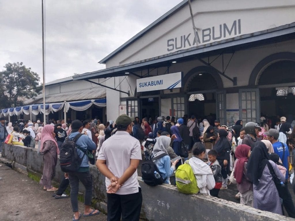 KAI Daop 1 Jakarta Catat Sebanyak 50 Ribu Lebih Tiket Lokal Pangrango dan Siliwangi Terjual