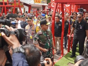 Panglima TNI Tinjau Arus Mudik Nataru di Tol Jakarta-Cikampek
