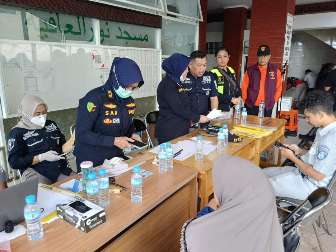 Polri Buka Posko DVI di RSUD Ciawi Pasca Kecelakaan Beruntun di Gerbang Tol Ciawi