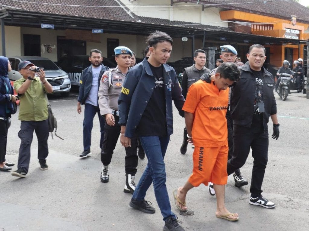 Gunakan Aplikasi AI Untuk Love Scam, 3 Residivis Peras Korbannya