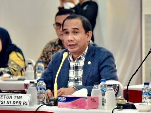 Anggota Komisi III DPR Puji Sikap Arif Kapolri Menyikapi Kritik Lagu Band Sukatani