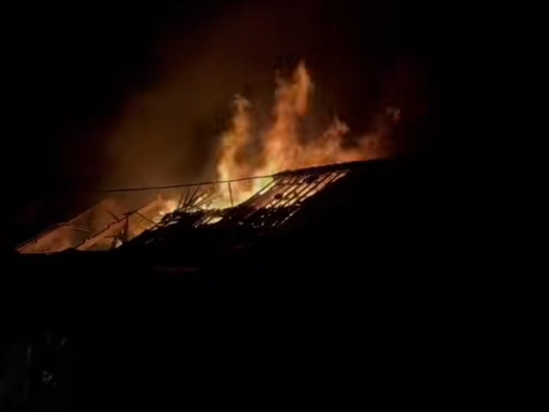 Belasan Ruko di Pasar Ciamis Hangus Terbakar, Api Berasal Dari Toko Kelontong