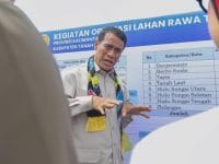 Copot Kabulog Kalsel, Mentan Amran: Tidak Bekerja Untuk Rakyat, Minggir!