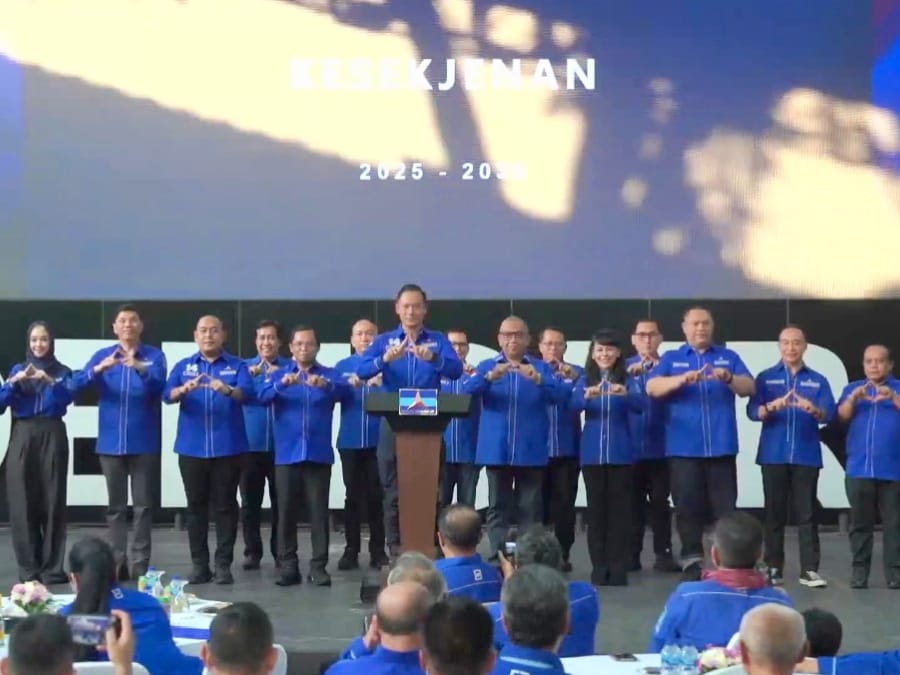 AHY Umumkan Susunan Pengurus DPP Partai Demokrat 2025-2030, Herman Khaeron Jadi Sekjen