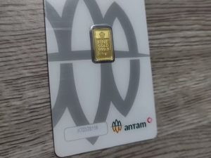 Harga Emas Antam Turun Rp 6.000 per Gram, Dipengaruhi Penguatan Dolar AS