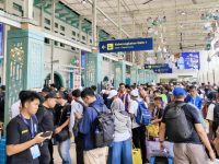Penjualan Tiket Kereta Api Lebaran 2025 Capai 3 Juta, Stasiun Pasarsenen Terpadat