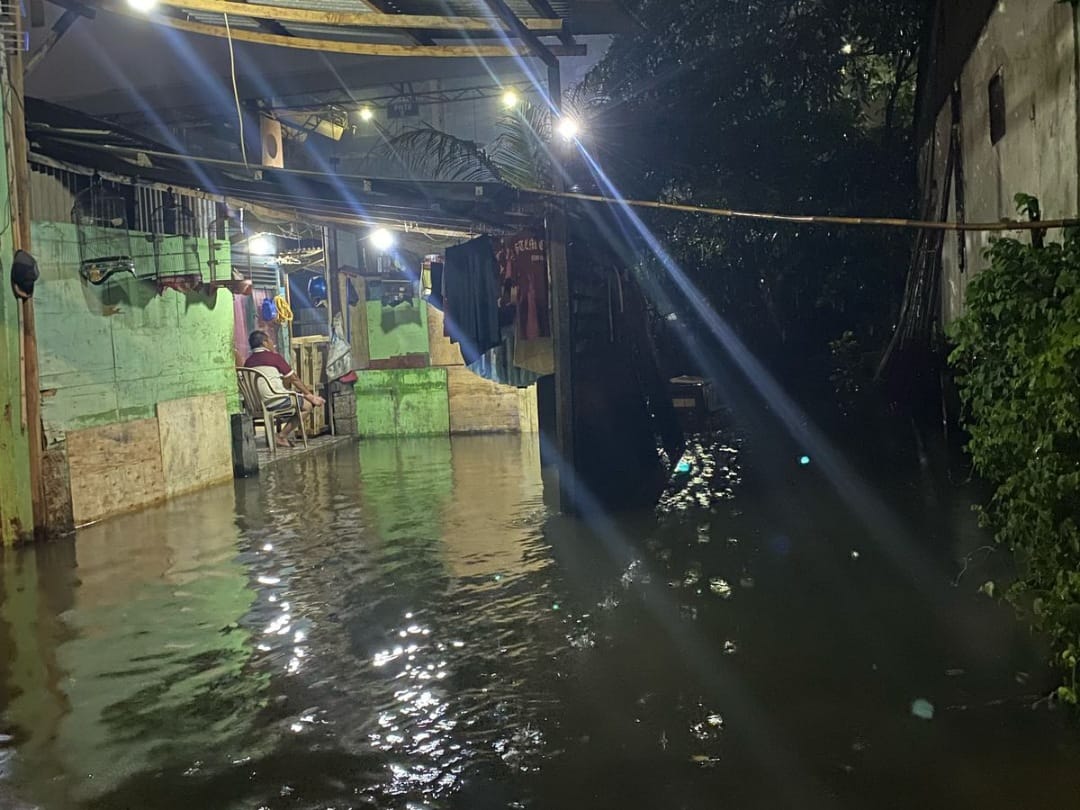 Banjir Jakarta: 1.229 Warga Mengungsi, BPBD dan BNPB Pastikan Bantuan Tersedia
