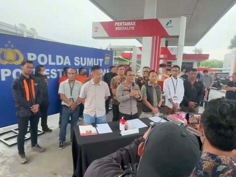 SPBU di Medan Disegel Oplos BBM, 3 Orang Berhasil Diamankan