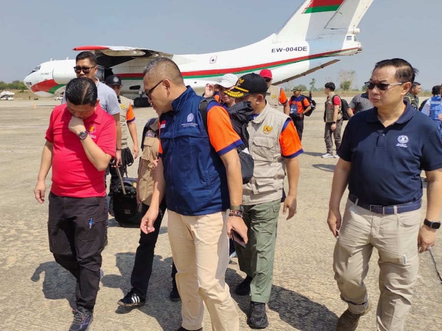 Atase Pertahanan RI Sambut Kedatangan Tim Aju Satgas Bantuan Kemanusiaan Gempa Myanmar