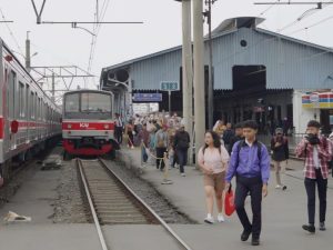 Mobilitas Masyarakat di Hari ke-3 Idul Fitri, 21 Maret – 1 April  11,3 Juta Pengguna Commuter Line