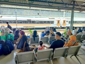 KAI Prediksi Puncak Arus Balik Terjadi 6 April, Tiket Sudah Terjual 87 Persen