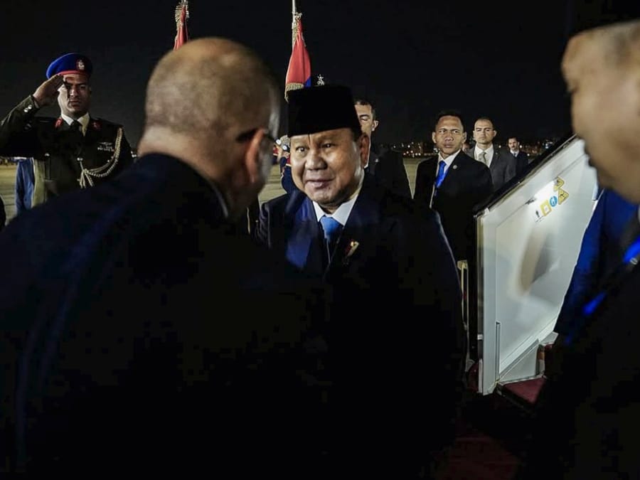 Tiba Di Kairo Mesir, Presiden Dijadwalkan Bertemu Presiden Mesir El-Sisi, Bahas Geopolitik dan Perdamaian di Gaza