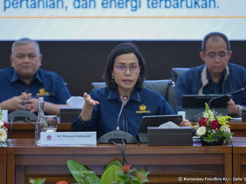 Sri Mulyani Sebut APBN 2025 Terkendali, Maret Pendapatan Naik Rp200 Triliun