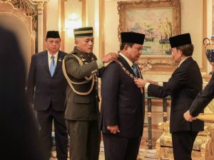 Sultan Brunei Anugerahkan Tanda Kehormatan D.K.L.U kepada Presiden Prabowo