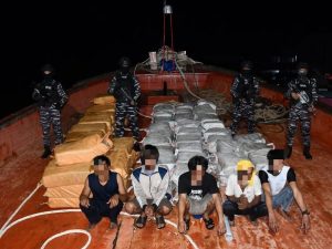 Tim F1QR TNI AL Gagalkan Penyelundupan 1,9 Ton Narkoba di Perairan Tanjung Balai Karimun