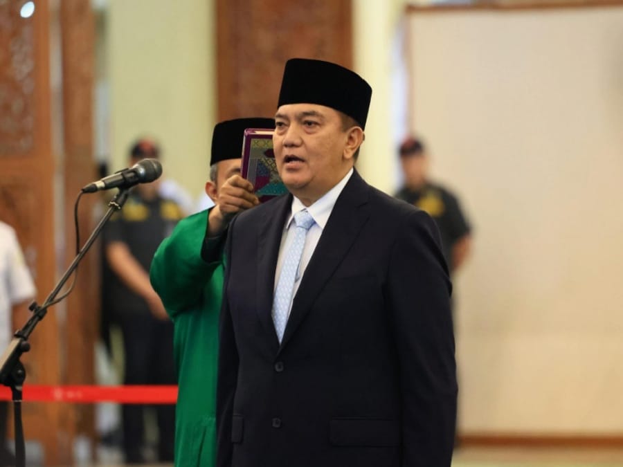Eks Kapolda Riau Irjen Pol Mohammad Iqbal Resmi Dilantik Jadi Sekjen DPD RI