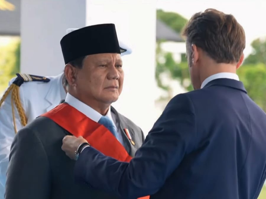 Macron Anugerahi Presiden Prabowo Penghargaan Tertinggi 'Legion of Honour'