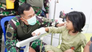 HUT ke-6 Kogabwilhan III Hadirkan Senyum Ceria Anak-Anak Papua Lewat Operasi Bibir Sumbing