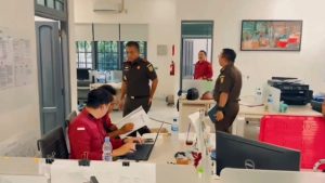 Rugikan  Negara Rp1,3 Triliun, Kejati Kalteng Geledah Kantor PT. Investasi Mandiri dan Naikkan Status Perkara