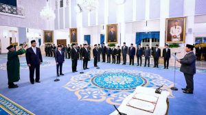 Presiden Prabowo Lantik Empat Menteri dan Satu Wakil Menteri Kabinet Merah Putih