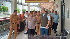 Kapolda Jabar Jenguk Korban Ambruknya Majelis Taklim di RSUD Kota Bogor