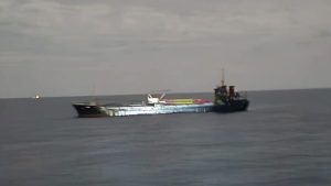 Bakamla RI Evakuasi Kapal MV Leann yang Terbakar di Perairan Anambas