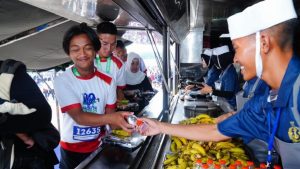 Pesta Rakyat HUT ke-80 TNI, 15 Ribu Porsi Makanan Gratis Dibagikan di Monas