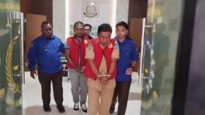 Kejari Halut Tahan Dua Eks Bendahara Satpol PP dalam Kasus Gaji Fiktif Rp1,8 Miliar