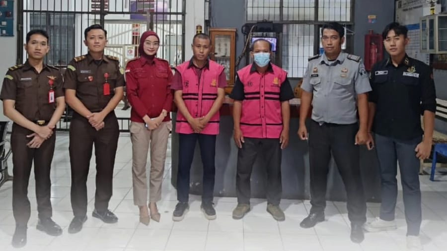 Kejari Buol Tahan Kades dan Bendahara Desa Terkait Korupsi Dana Desa Rp597 Juta