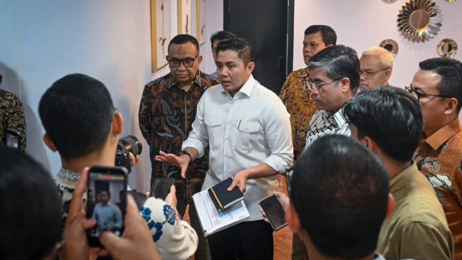 Seskab Teddy: Peserta Magang Nasional Akan Terima Upah Sesuai UMP Daerah