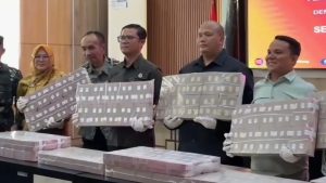 Kejari Bandung Tahan Empat Tersangka Korupsi Proyek Penyediaan Barang dan Sita Rp15 Miliar