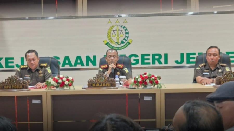 Kejari Jember Tetapkan Lima Tersangka Kasus Korupsi Pengadaan Makan dan Minum di Sekretariat DPRD