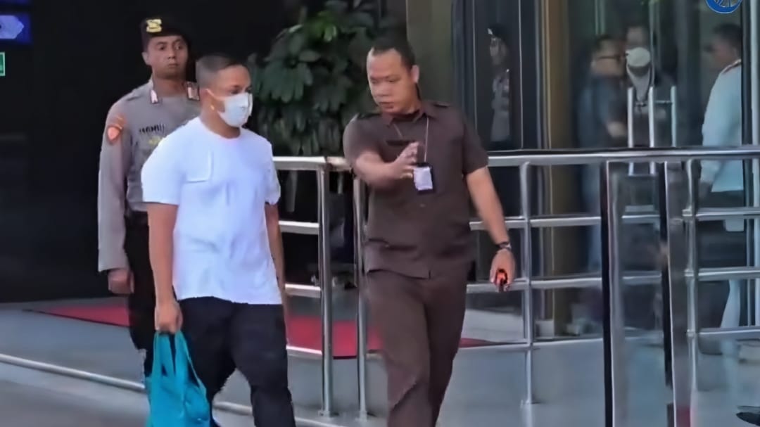 Abdul Wahid Tiba di Gedung KPK Guna Menjalani Pemeriksaan Usai Terjaring OTT