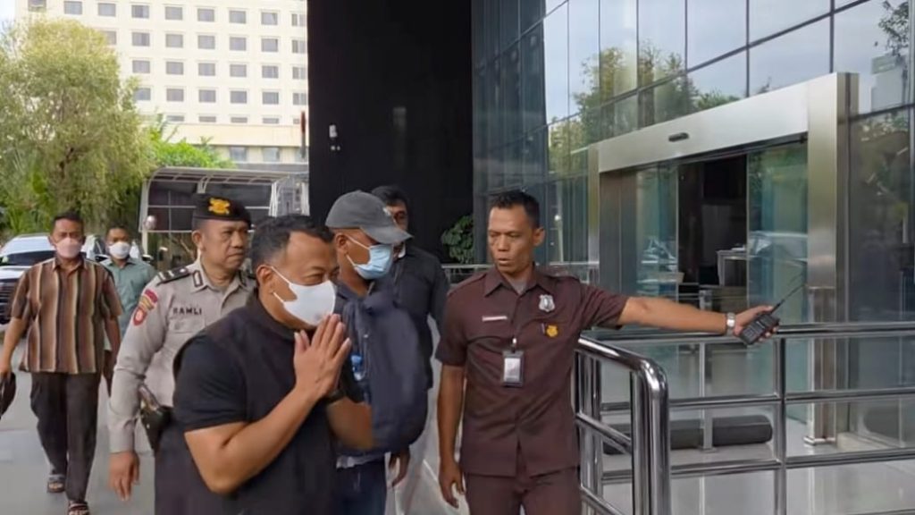 Bupati Ponorogo Sugiri Sancoko Tiba di Gedung KPK Usai Terjaring OTT