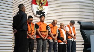KPK Tahan Lima Tersangka Kasus Suap Proyek PEN dan PBJ di Situbondo