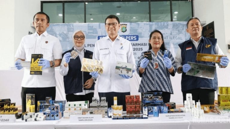 BPOM dan Polda Metro Jaya Bongkar Gudang Farmasi Ilegal Bernilai Miliaran Rupiah di Jakbar