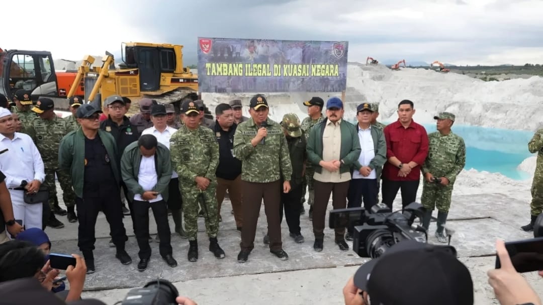Negara Tidak Boleh Kalah : Menhan RI dan Panglima TNI Pimpin Penertiban Tambang Ilegal