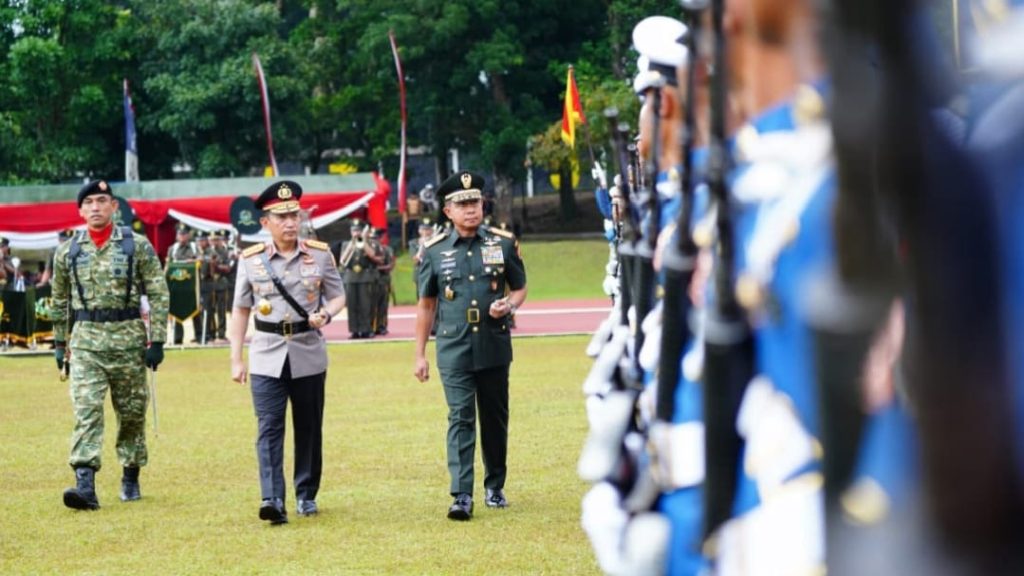 Panglima TNI dan Kapolri Pimpin Wisuda 1.621 Prabhatar di Akmil Magelang