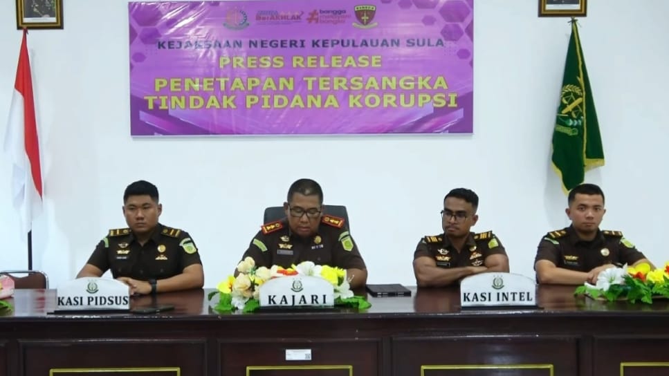 Kejari Kepulauan Sula Tetapkan 5 Tersangka Korupsi di Dinas Kesehatan dan PUPR