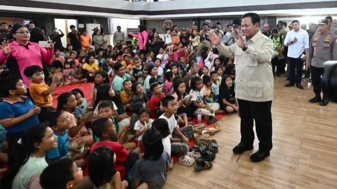 
Dok. Kunjungan Presiden Prabowo di Daerah Terdampak Bencana Tapanuli Tengah/Foto: Setkab) 