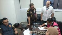 Mantan Kajari Enrekang Ditahan Kejagung, Terkait Dugaan Korupsi Dana BAZNAS Rp840 Juta