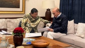 Presiden Prabowo Bahas Kampung Haji dan Hunian Korban Bencana Sumatra Bersama Menteri Rosan