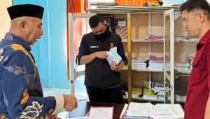 Kejari Banggai Laut Geledah Dua Lokasi Terkait Dugaan Korupsi Bansos