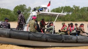 Menhan Tinjau Sungai dan Muara Tamiang, Persiapkan Satgas Kuala untuk Percepat Pemulihan Pascabanjir