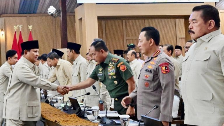 Panglima TNI Hadiri Taklimat Awal Tahun 2026 Presiden di Hambalang