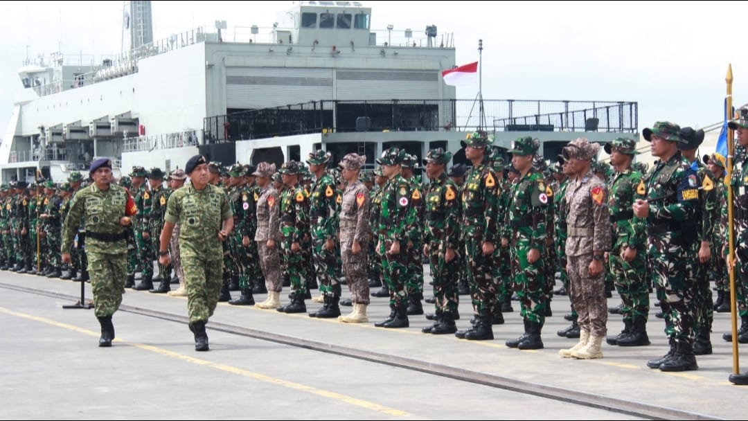 Danjen Akademi TNI Berangkatkan 1.980 Taruna Ikuti Latsitardanus 2026 di Aceh