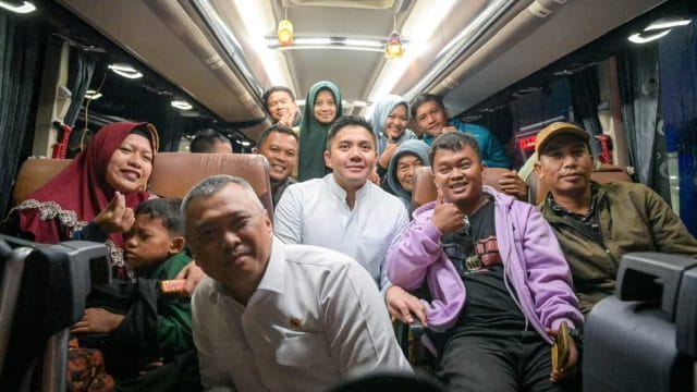 Pastikan Arus Balik Lebaran 2026 Aman dan Lancar, Seskab Tinjau Terminal Pulo Gebang
