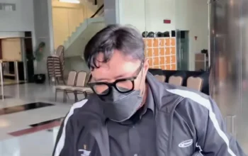 KPK Geledah Rumah Ono Surono Terkait Dugaan Suap Ijon Proyek di Bekasi